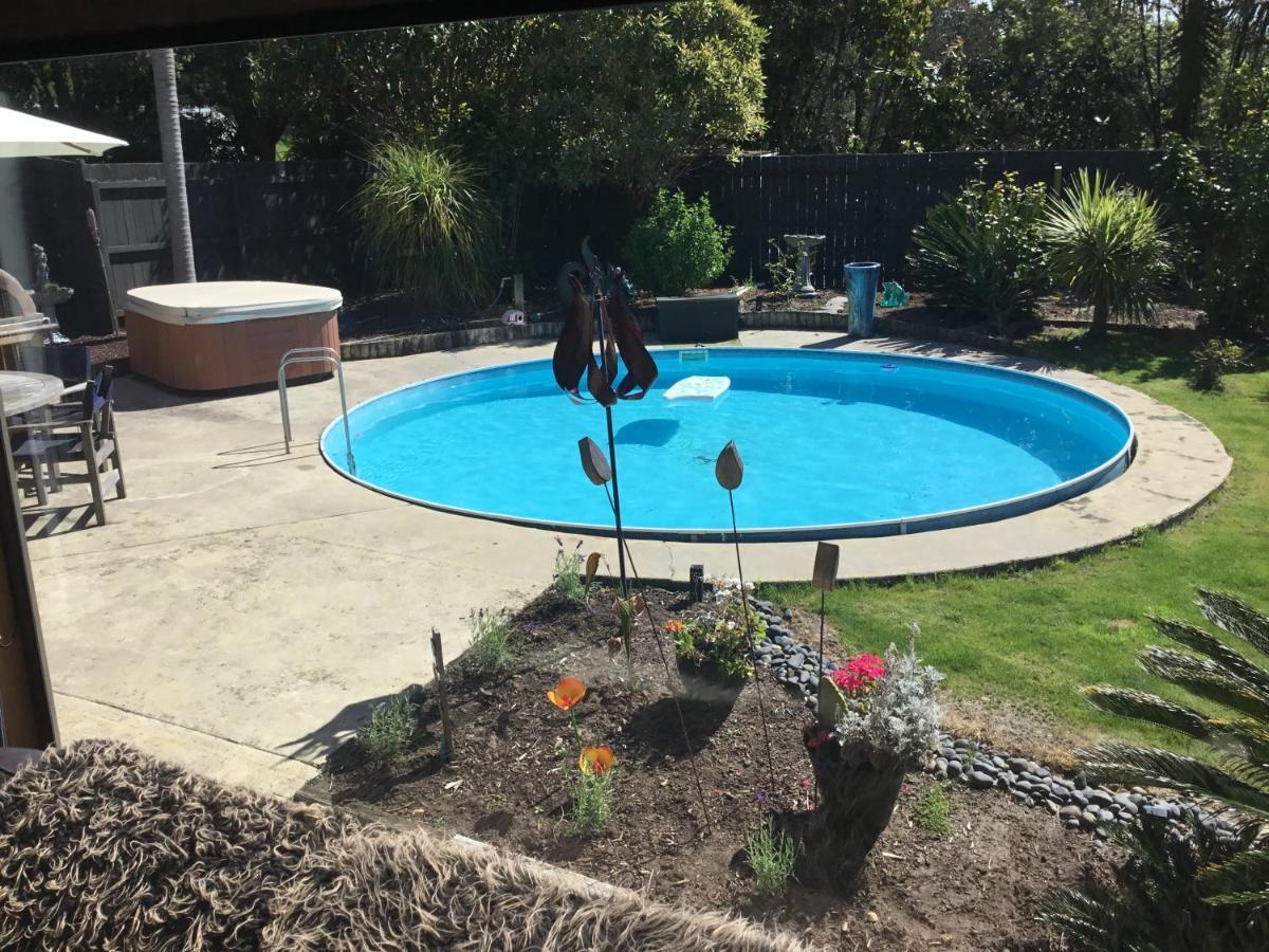 Te Kopuru Norfolk Gardens Bed And Breakfast מראה חיצוני תמונה